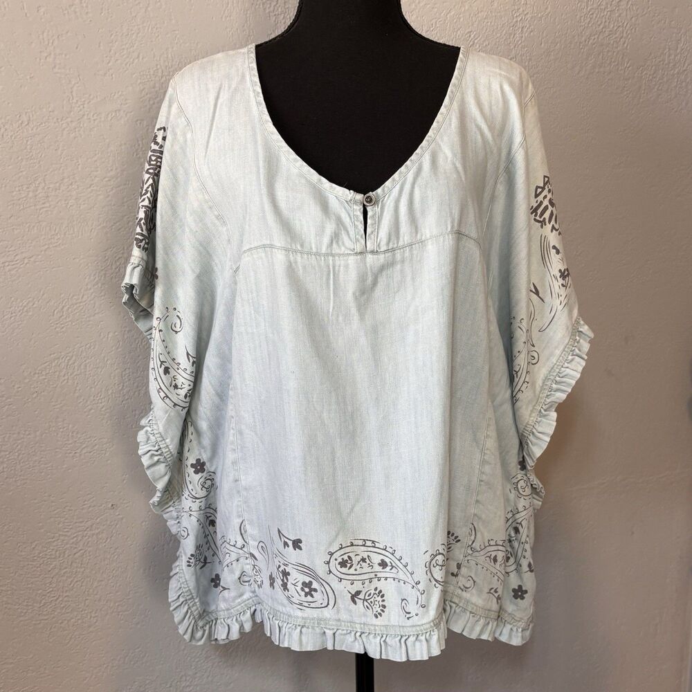 Ariat Eden Poncho Top Blue Chambray Coastal Cowgirl Women’s Size L - Picture 2 of 9